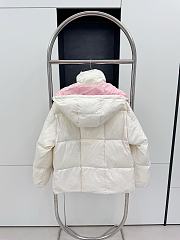 Moncler Parana Short Down Jacket White - 6