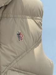 Moncler Marolies Down Gilet Beige - 5