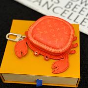 LV Crab Bag Charm Orange M01929 - 4