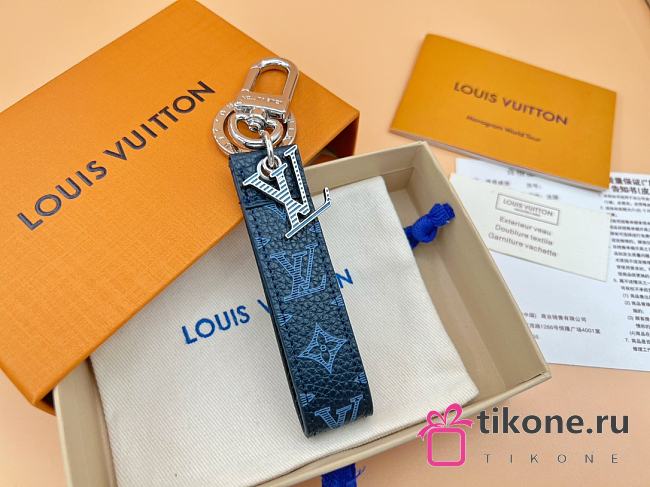 LV Keychains Shape Dragonne  - 1