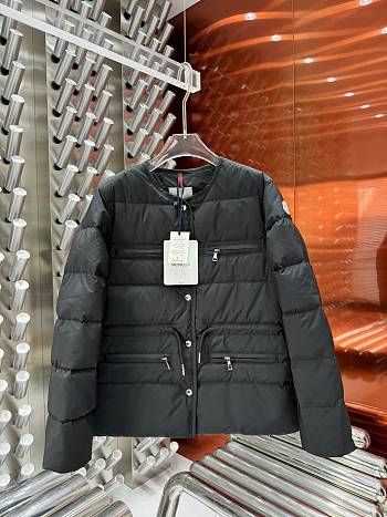 Moncler Echione Short Down Jacket Black 