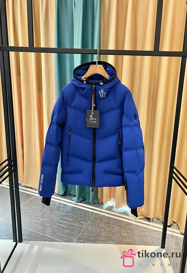 Moncler Arcesaz Hooded Short Down Jacket Blue - 1