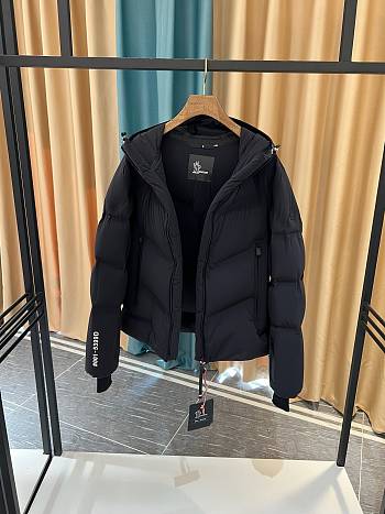 Moncler Arcesaz Hooded Short Down Jacket Black