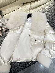 Maxmara Cropped Down Jacket White - 6