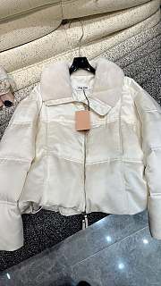 Miumiu Cropped Down Jacket White - 5