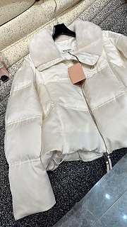 Miumiu Cropped Down Jacket White - 3