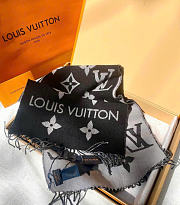 LV Essential Scarf Black M77853  - 4