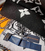 LV Essential Scarf Black M77853  - 2