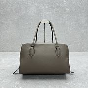 The Row EW Bowling Bag in Caviar Leather Elephant Gray - 33×18×39cm - 3