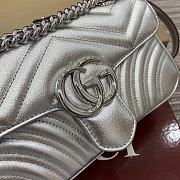 Gucci GG Marmont Mini Shoulder Bag Silver - 22x13x6cm - 2