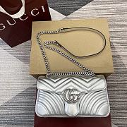 Gucci GG Marmont Small Shoulder Bag Silver - 26x15x7cm - 2