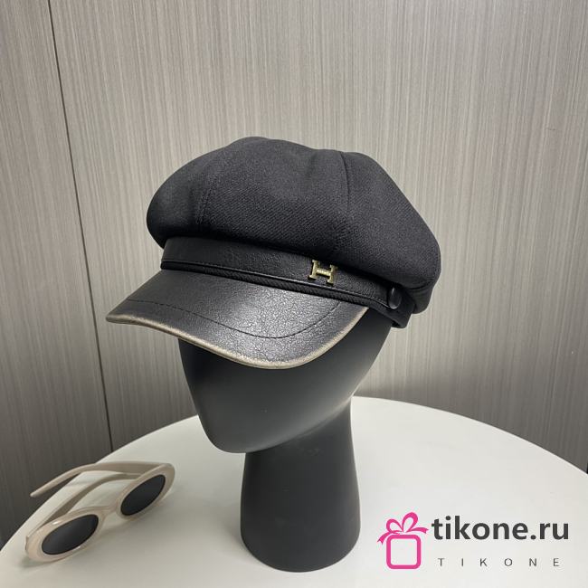 Hermes Octagonal Hat Black - 1