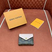 LV Zoe Wallet Monogram Canvas Pink M62933 - 7.5x3x9.5cm - 2