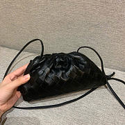 Bottega Veneta Mini Pouch Black - 22x13x5cm - 2