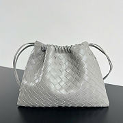 Bottega Veneta Dustbag Gray - 32x23x1cm - 1