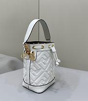 Fendi Mon Tresor White Leather Mini Bag With FF Motif - 18x14x12cm - 2