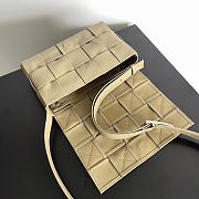 Bottega Veneta Cassette Intreccio Leather Travertine - 23x15x5cm - 4