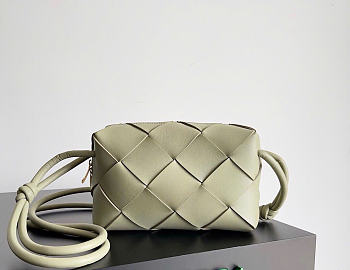 Bottega Veneta Small Cassette Camera Bag Travertine - 22x14.5x7.5cm