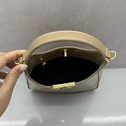 Balenciaga BB Soft Small Hobo Bag in Beige - 20x20x8cm - 5