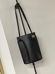 Loewe Dice Pocket In Classic Calfskin Black - 20.5x12.7x4.5cm - 2