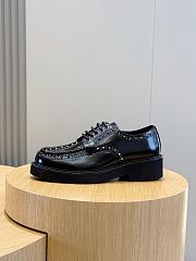 VLTN Garavani Gentleglam Derby Shoe In Calfskin Black - 5