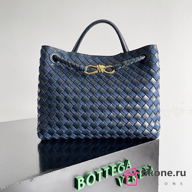 Bottega Veneta Medium Andiamo Intrecciato Denim Blue - 32x25x11cm - 1