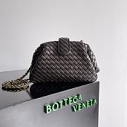 Bottega Veneta Small Lauren 1980 Pondant Leather Clutch Bag - 20x15x7.5cm - 1