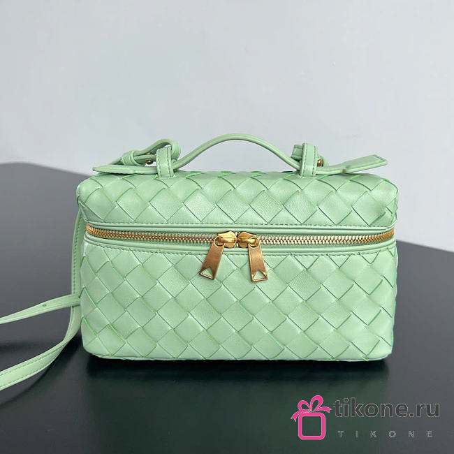 Bottega Veneta Bang Bang Vanity Case Pastel Green - 23x12.5x4cm - 1