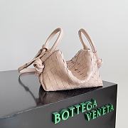 Bottega Veneta Loop Top Handle Cameo - 19x12x9cm - 4