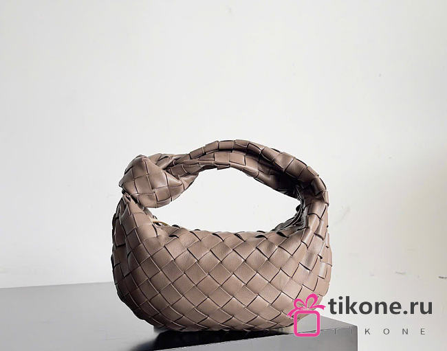 Bottega Veneta Mini Jodie Pinecone - 28x23x8cm - 1