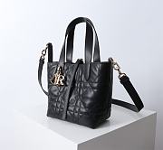 Small Dior Toujours Vertical Tote Bag Black Macrocannage Calfskin - 18x16x12cm - 4