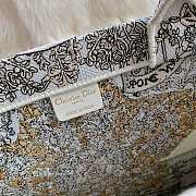 Medium Dior Book Tote Latte Embroidery with Gold Tone Dior Around the World Motif - 36x27.5x16.5cm - 4