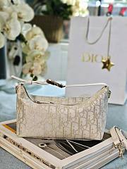 Medium DiorTravel Nomad Pouch Gold Tone Dior Oblique Jacquard - 22x13x9.5cm - 4