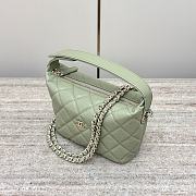 Chanel Hobo Caviar Leather Green - 21.5x19x6cm - 5