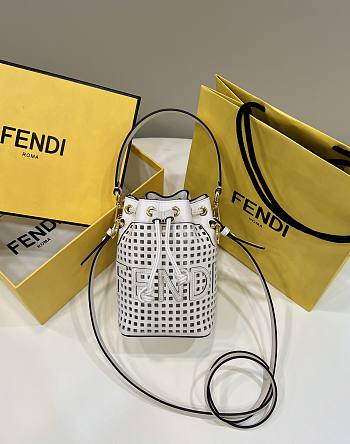 Fendi Mon Tresor White Leather Mini Bag - 18x14x12cm