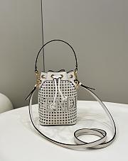 Fendi Mon Tresor White Leather Mini Bag - 18x14x12cm - 5