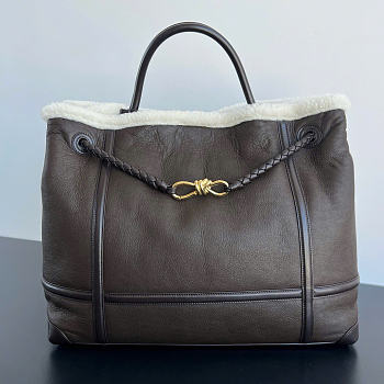 Bottega Veneta Large Andiamo Merinos Aviator Bag in Pondant - 25x22x10.5cm