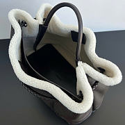 Bottega Veneta Large Andiamo Merinos Aviator Bag in Pondant - 25x22x10.5cm - 5