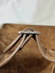 The Row Soft Margaux 12 Bag in Suede Gold - 32x25x15cm - 3