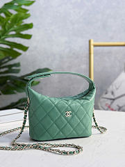 Chanel Hobo Caviar Leather Green - 21.5x19x6cm - 3