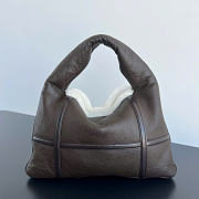 Bottega Veneta Small Hop Shoulder Bag in Pondant - 46x21x10cm - 1