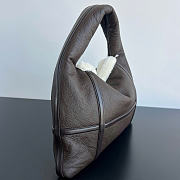 Bottega Veneta Small Hop Shoulder Bag in Pondant - 46x21x10cm - 5