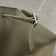 The Row Soft Margaux 15 Bag in Grained Calfskin Leather Elephant Gray - 38x24x27cm - 6