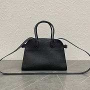 The Row Soft Margaux 10 Bag in Grained Black - 25.5x18x19cm - 2