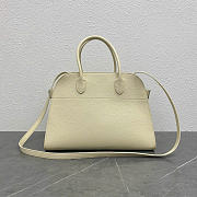 The Row Soft Margaux 12 Bag in Grained White - 32x23x18cm - 2