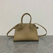 The Row Soft Margaux 10 Bag in Grained Milk Tea - 25.5x18x19cm - 1