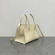 The Row Soft Margaux 10 Bag in Grained White - 25.5x18x19cm - 5