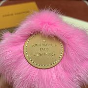 LV Vivienne Fur Key Holder Pink - 2