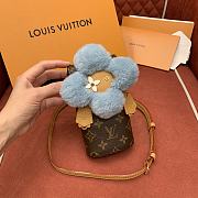 LV Vivienne Phone Pouch - 17.5x4.5x10cm - 1