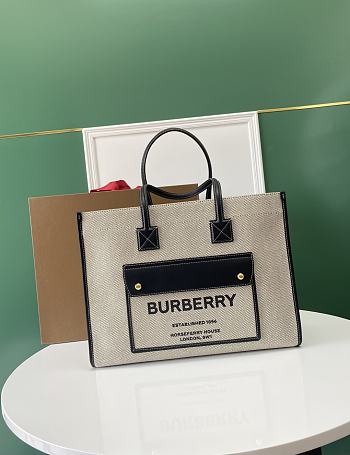 Buberry Small Freya Tote Natural/ Black - 33x12.5x26cm